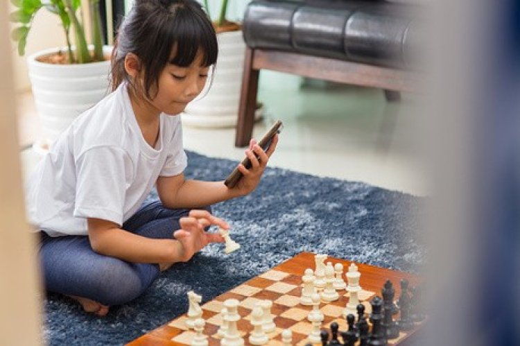 Advantages of Playing Chess and Learning the Game Online