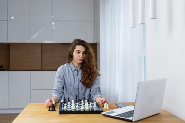 Mastering the Basics: Essential Chess Rules You Must Learn in an Online Chess Academy